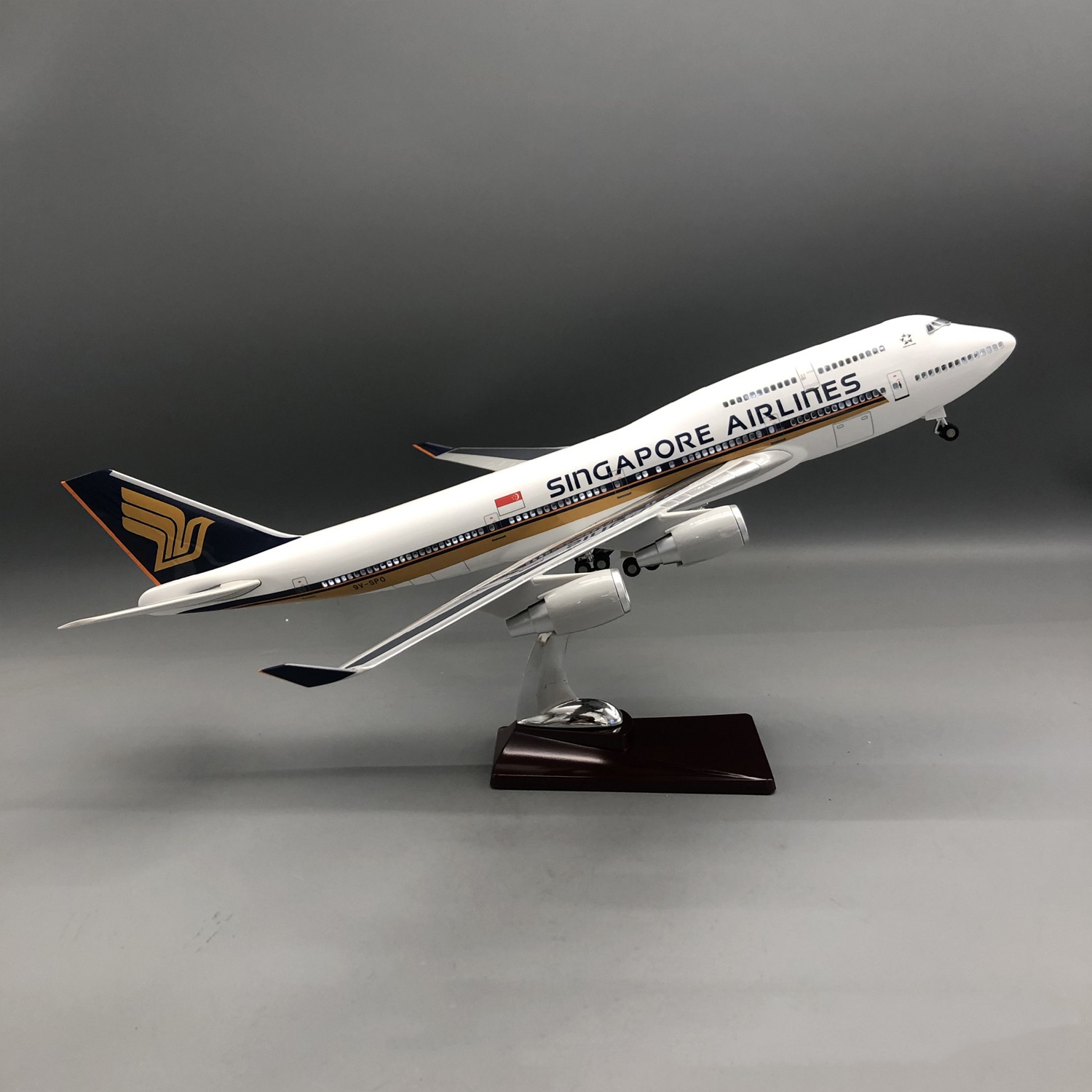 Model Kit Singapore - 47cm Diecast 1:160 Scale Airplanes B747