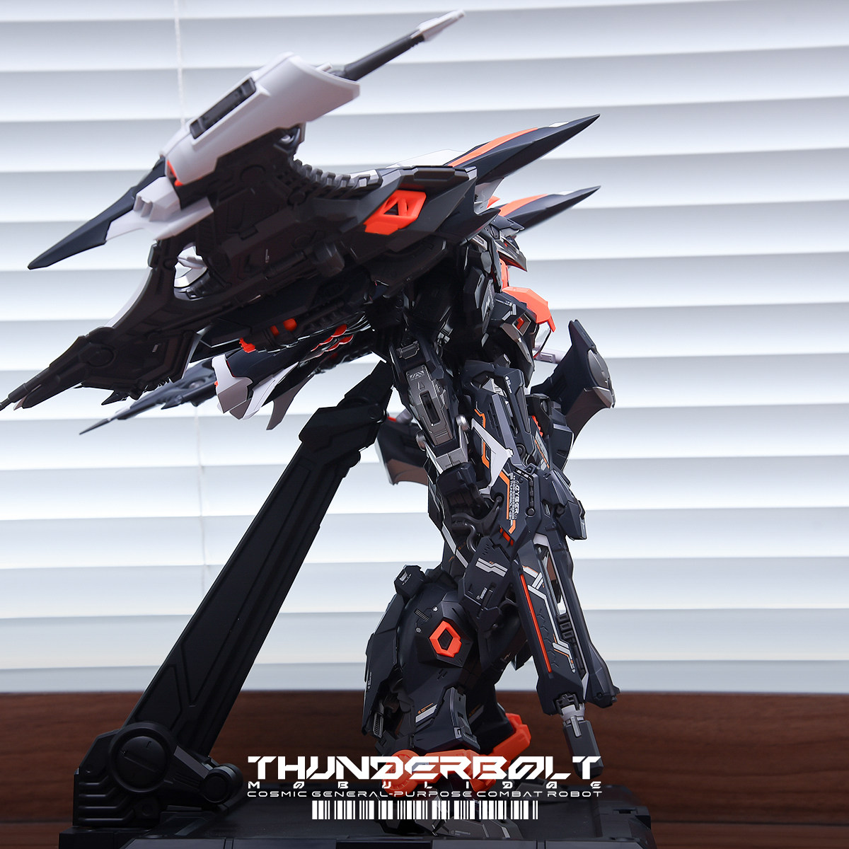 INERA Infinite Line UMD Series - Fenrir Model Kit In Era review and price