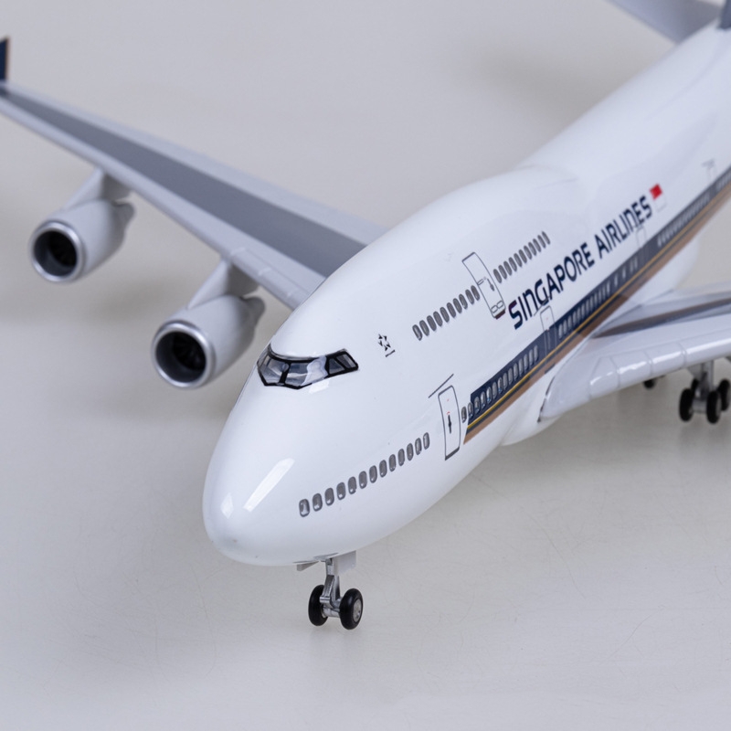 47cm Singapore B747 diecast re - Model Kit Singapore review and price
