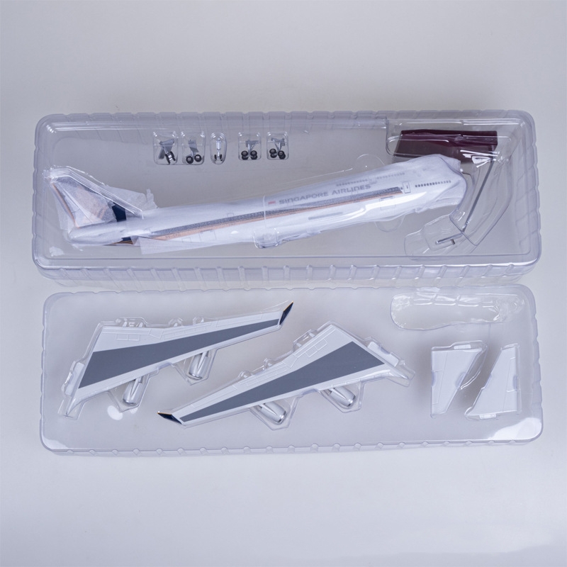47cm Singapore Airlines B747-4 - Model Kit Singapore review and price